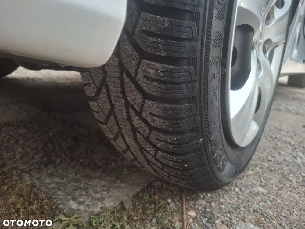 Hyundai i30 1.4 Blue Comfort - 32