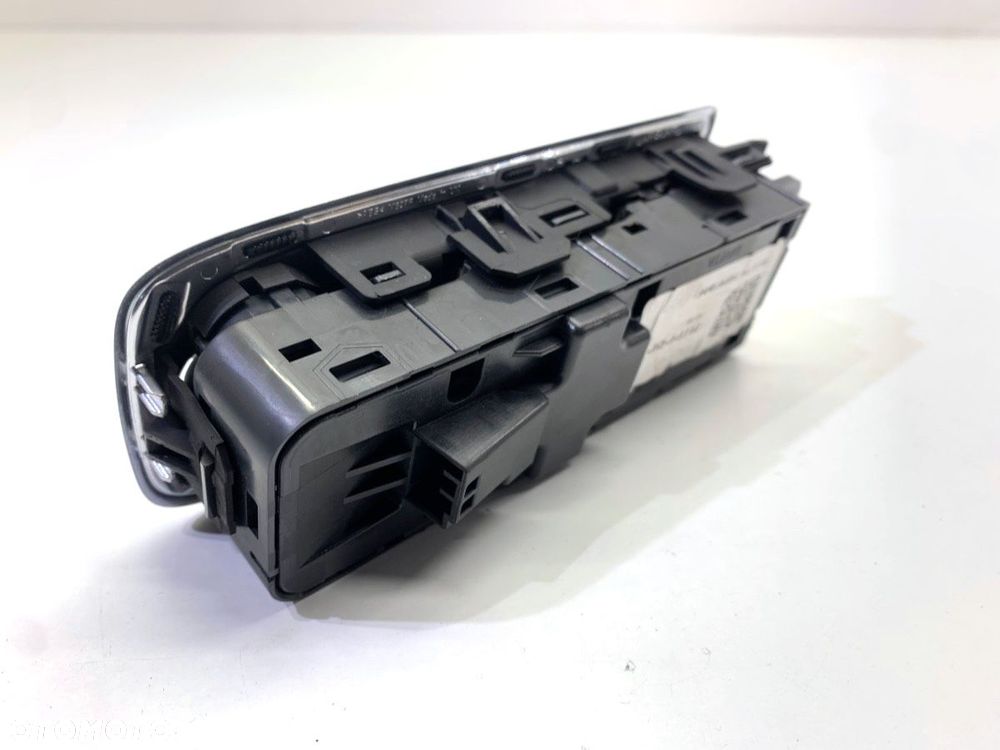 PRZEŁĄCZNIK SZYB  JAGUAR F-PACE (X761) 2015 - 2022 2.0 TD4 AWD 132 kW [180 KM] olej napędowy 2015 - 3