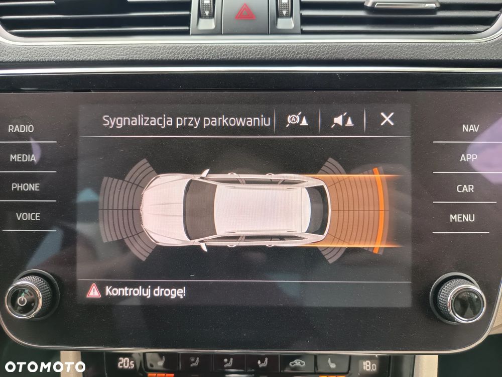 Skoda Superb 2.0 TDI Style DSG7 - 23