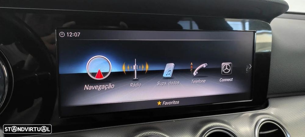 Mercedes-Benz E 220 d Avantgarde - 31