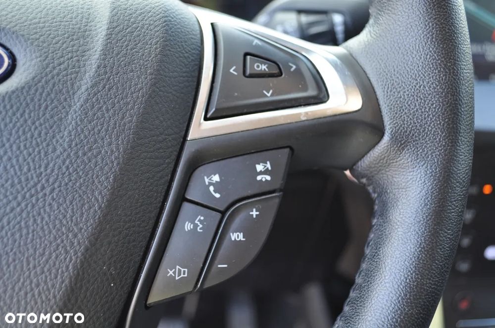 Ford Edge - 21