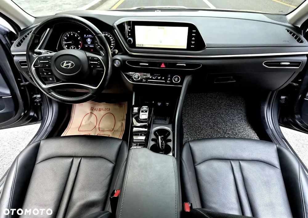 Hyundai Sonata - 13