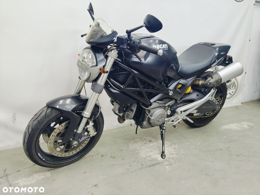 Ducati Monster - 18