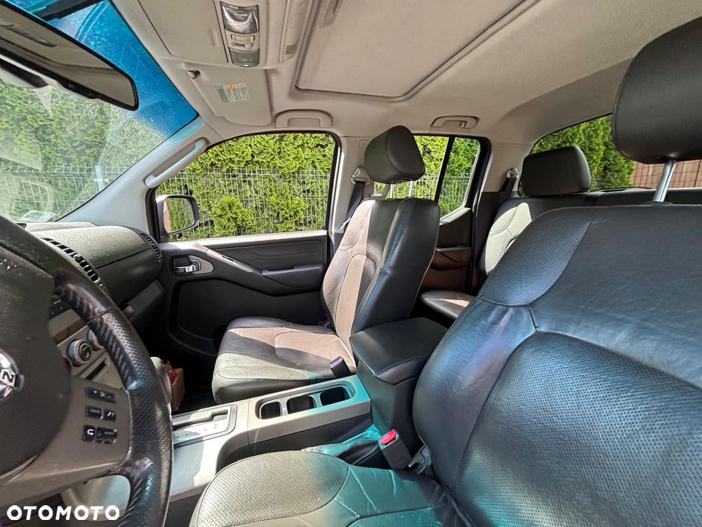 Nissan Navara 2.5 D LE - 13