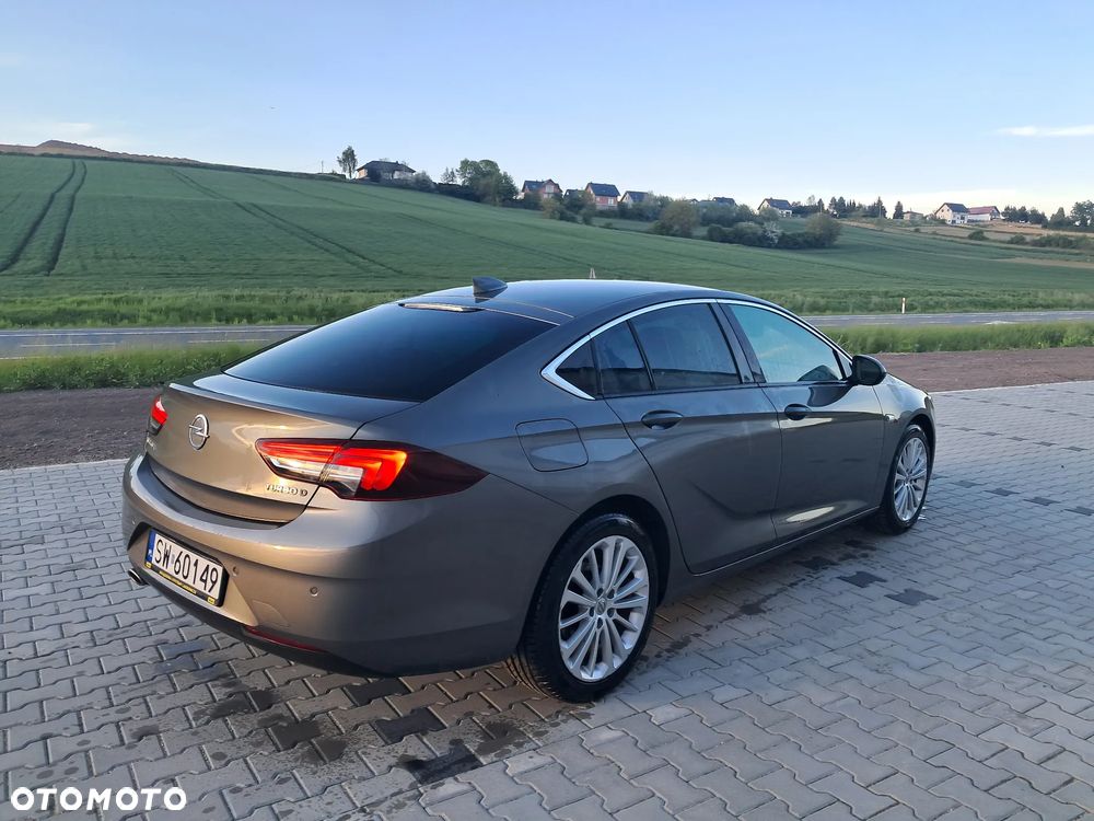 Opel Insignia - 12