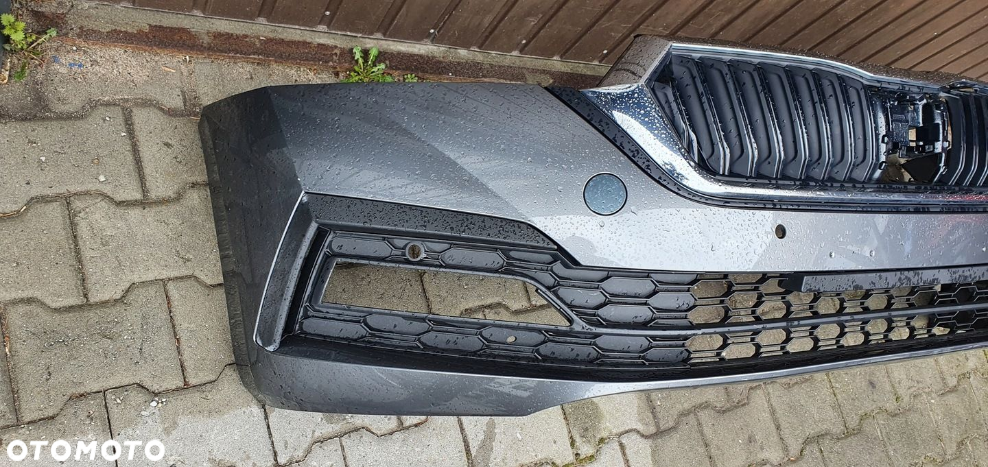 SKODA OCTAVIA IV ZDERZAK PRZÓD PRZEDNI - 2