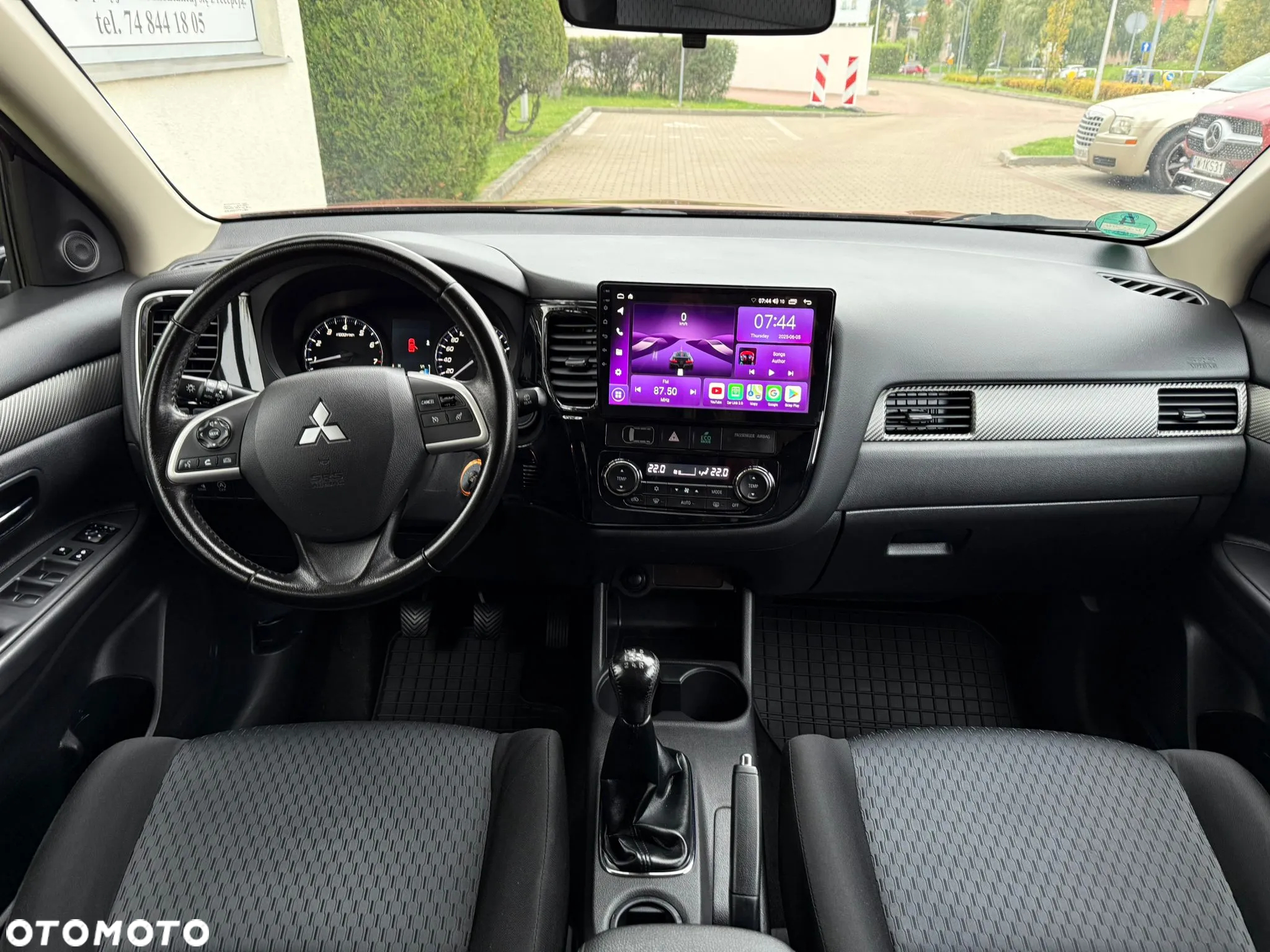 Mitsubishi Outlander 2.0 Invite + 2WD - 5