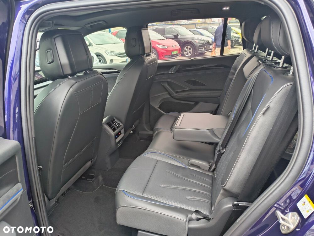 Volkswagen Tayron 2.0 TSI 4Mot R-Line Plus DSG - 11