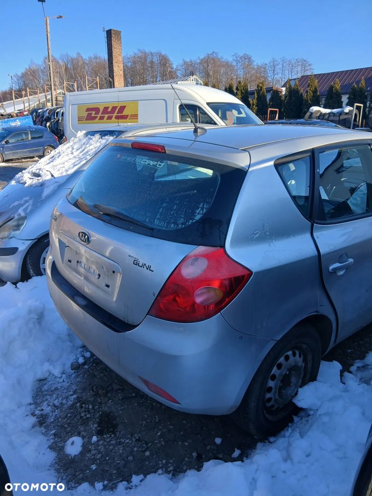 KIA CEED 06- SILNIK 1.4B G4FA SKRZYNIA BIEGÓW MASKA DRZWI KLAPA TYŁ ZDERZAK  LAK 9S - 3