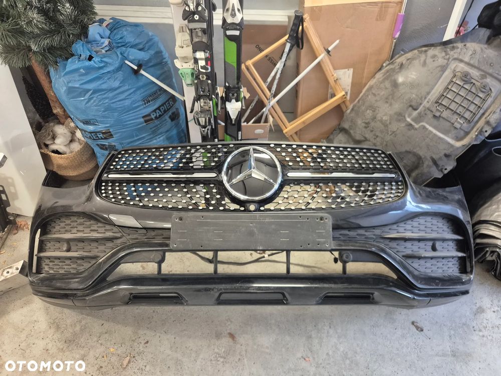 Mercedes-Benz GLC - 28