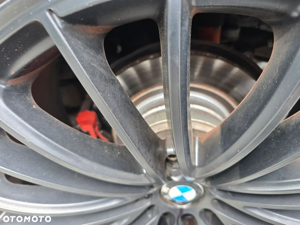 BMW Seria 3 325i - 16