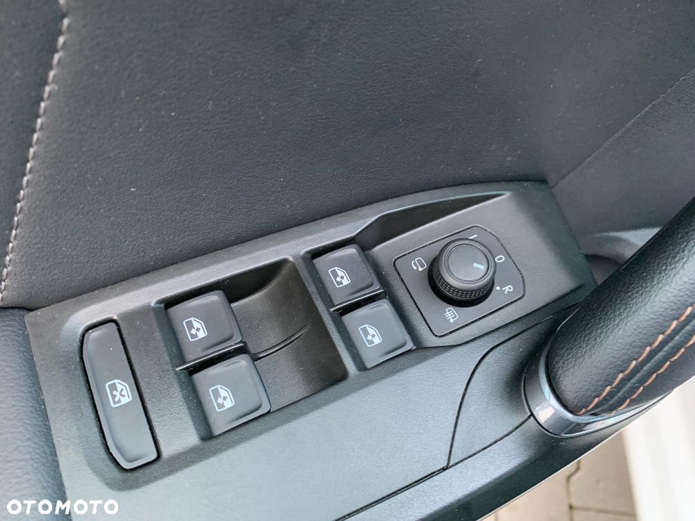 Cupra Leon Sportstourer 1.5 eTSI DSG - 34