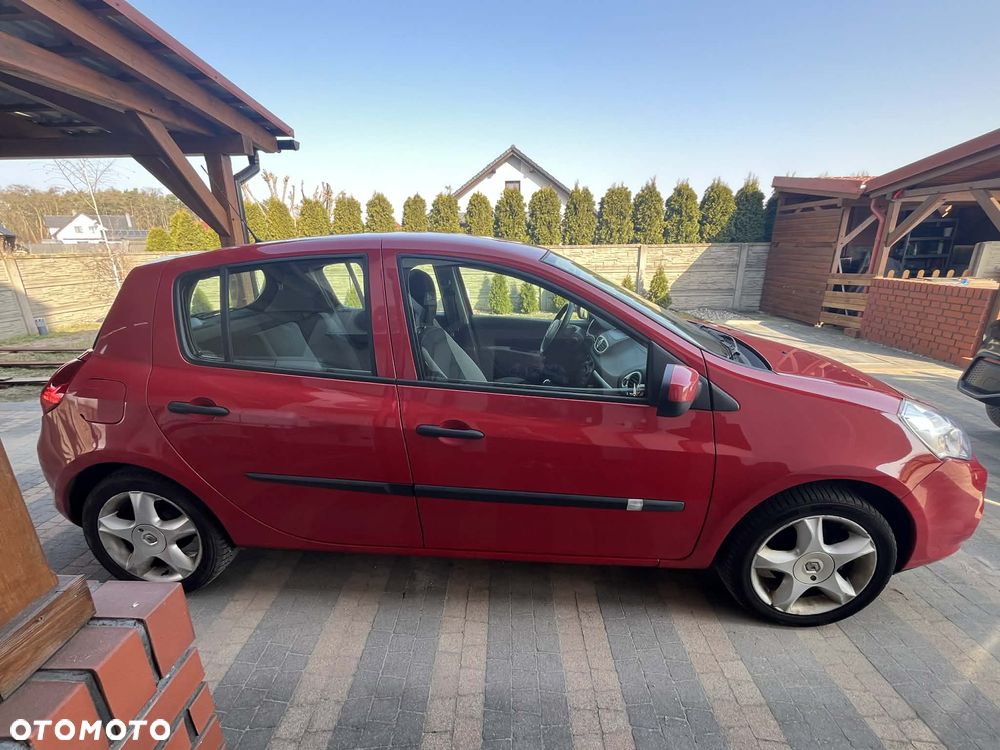 Renault Clio 1.2 16V Alize Euro5 - 12