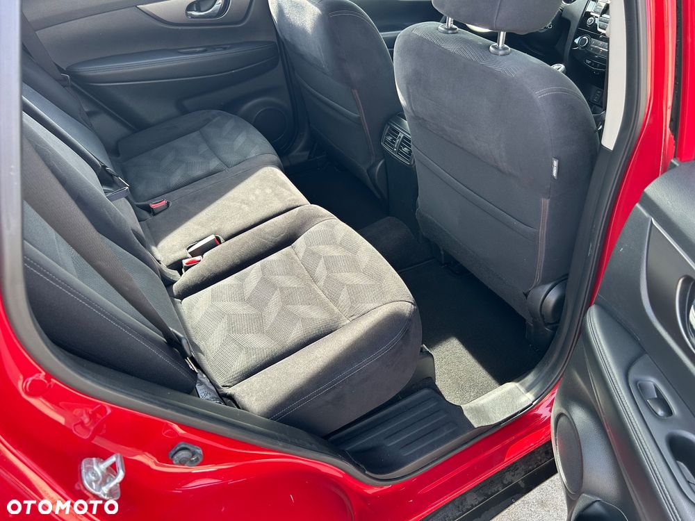 Nissan X-Trail 1.6 DIG-T N-Vision - 25