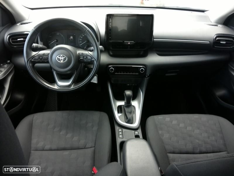 Toyota Yaris - 5