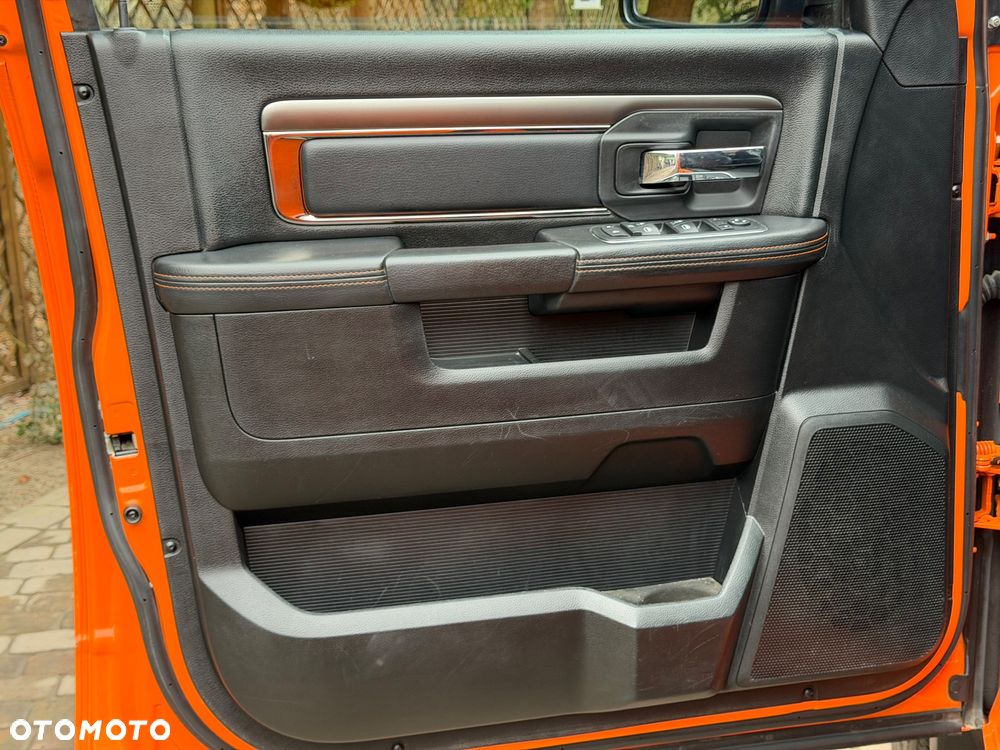 Dodge RAM 5.7 4x4 - 20
