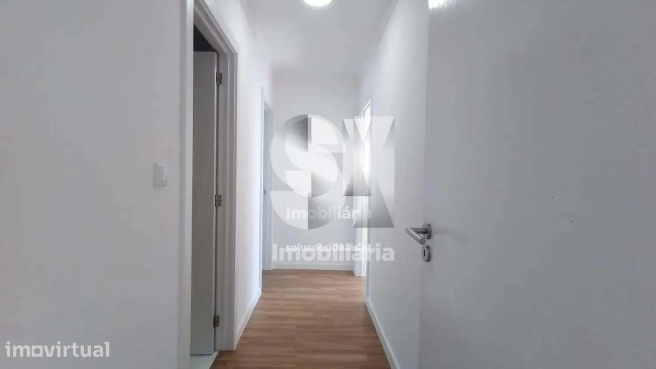 Apartamento T2 renovado - Grande imagem: 3/10