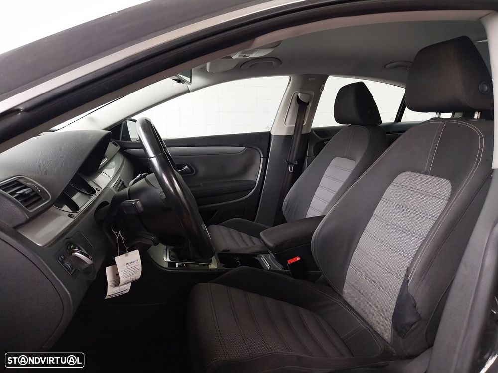 VW Passat CC 2.0 TDi Blue - 4