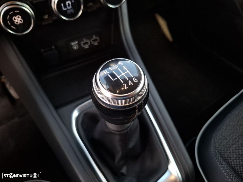 Renault Captur 1.0 TCe Techno - 18