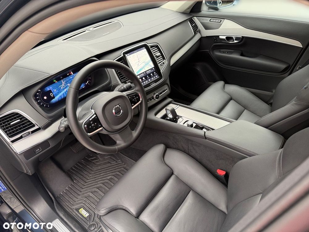 Volvo XC 90 - 13