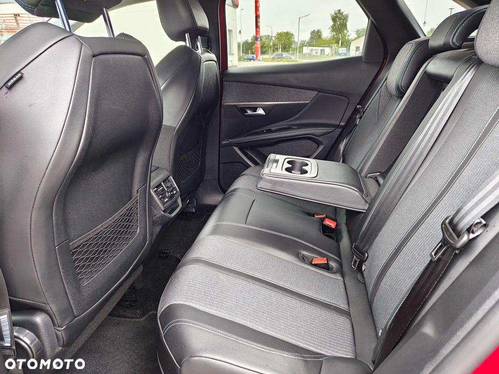 Peugeot 3008 1.6 PureTech Hybrid PHEV Allure Pack S&S EAT8 - 27