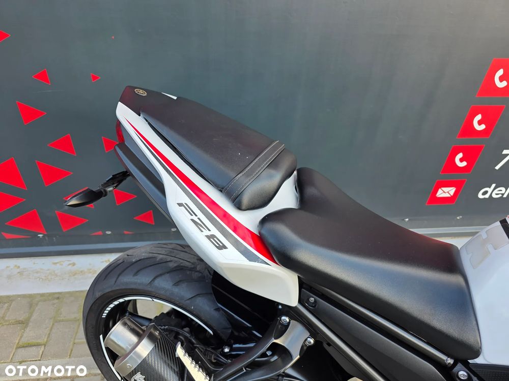 Yamaha FZ8 - 22