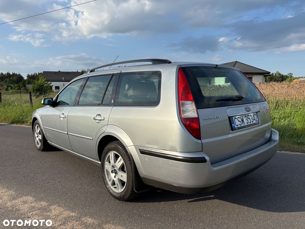 Ford Mondeo 2.0 TDCI Ghia - 11