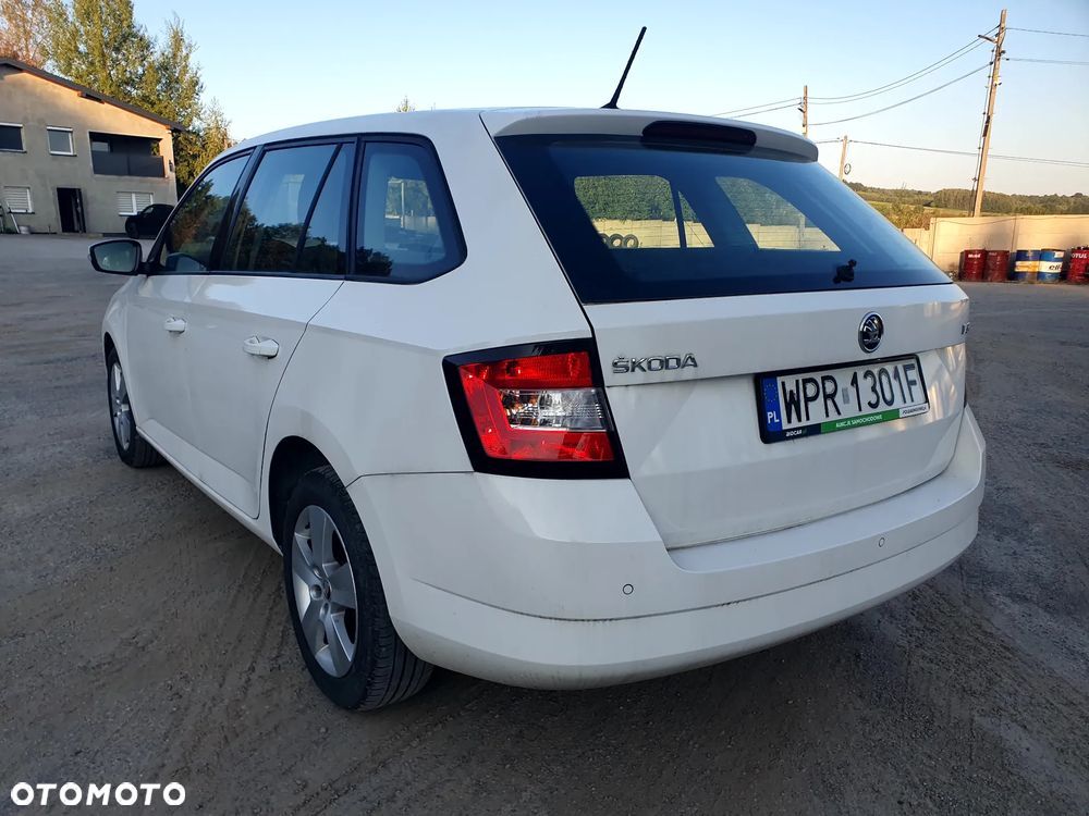 Skoda Fabia - 4