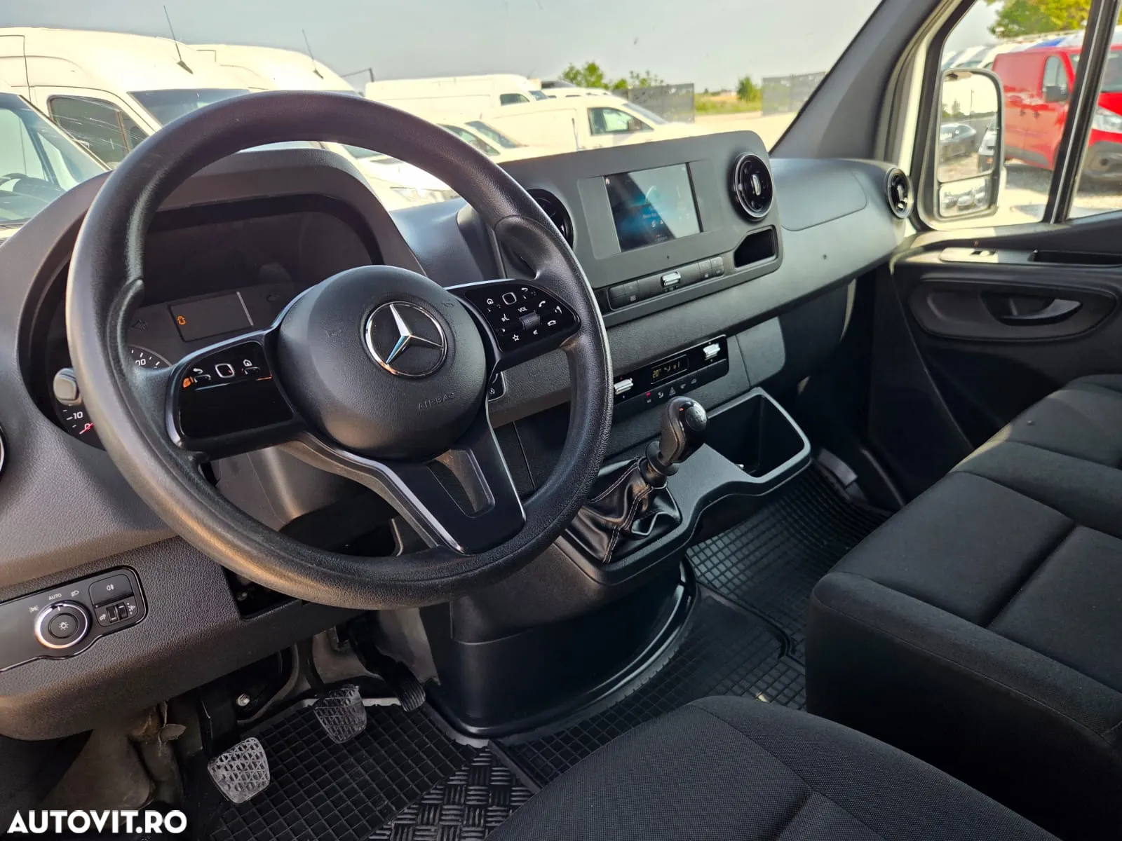 Mercedes-Benz New Sprinter L3H2 - 23