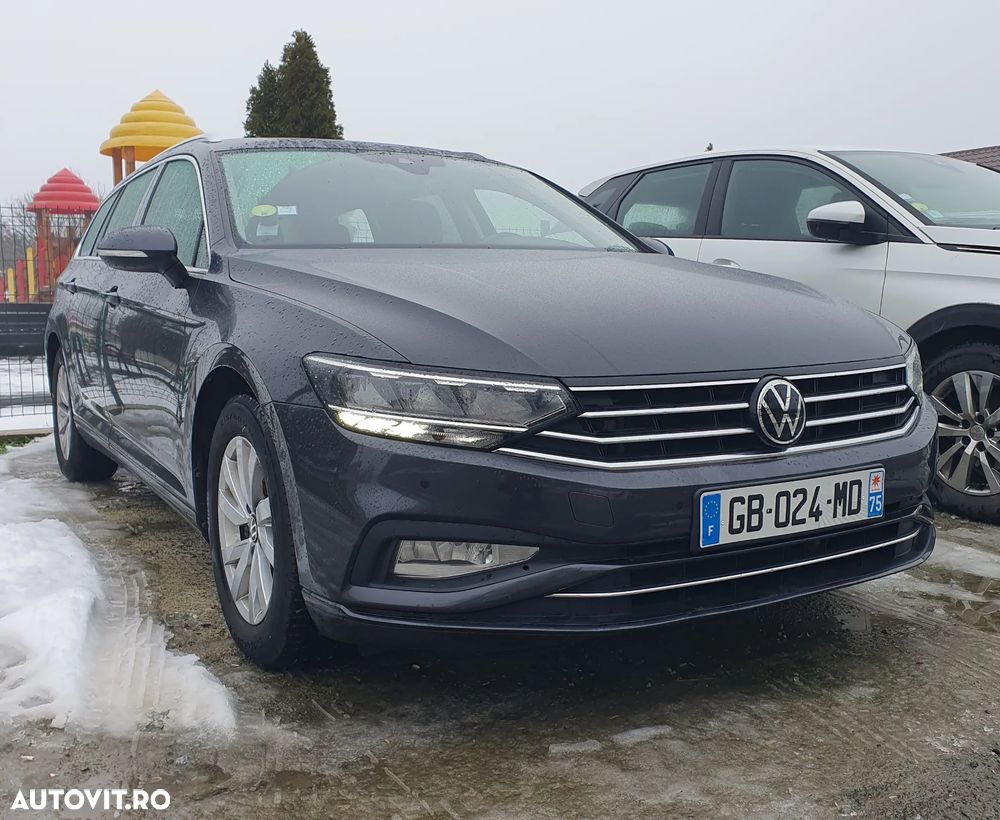 Volkswagen Passat 2.0 TDI SCR DSG Business - 24