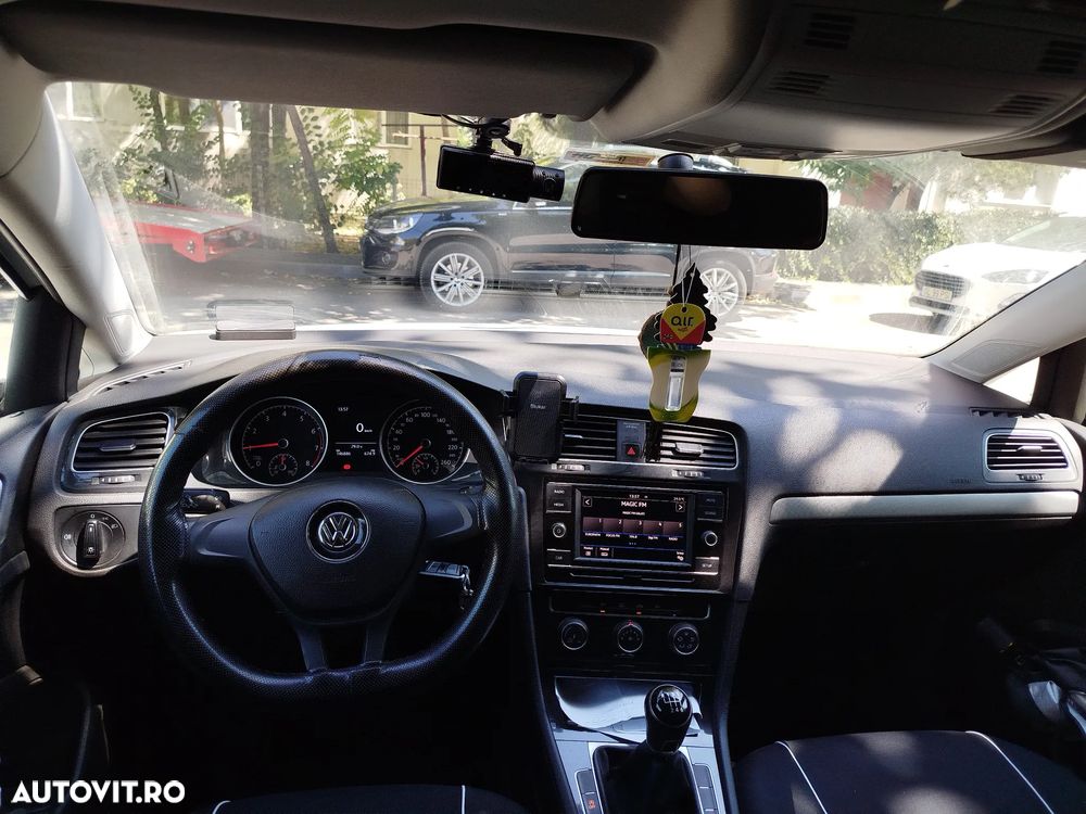 Volkswagen Golf 1.0 TSI Trendline - 5