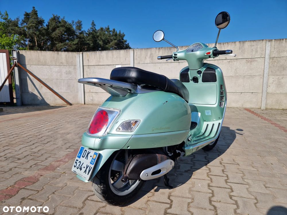 Piaggio Vespa - 7