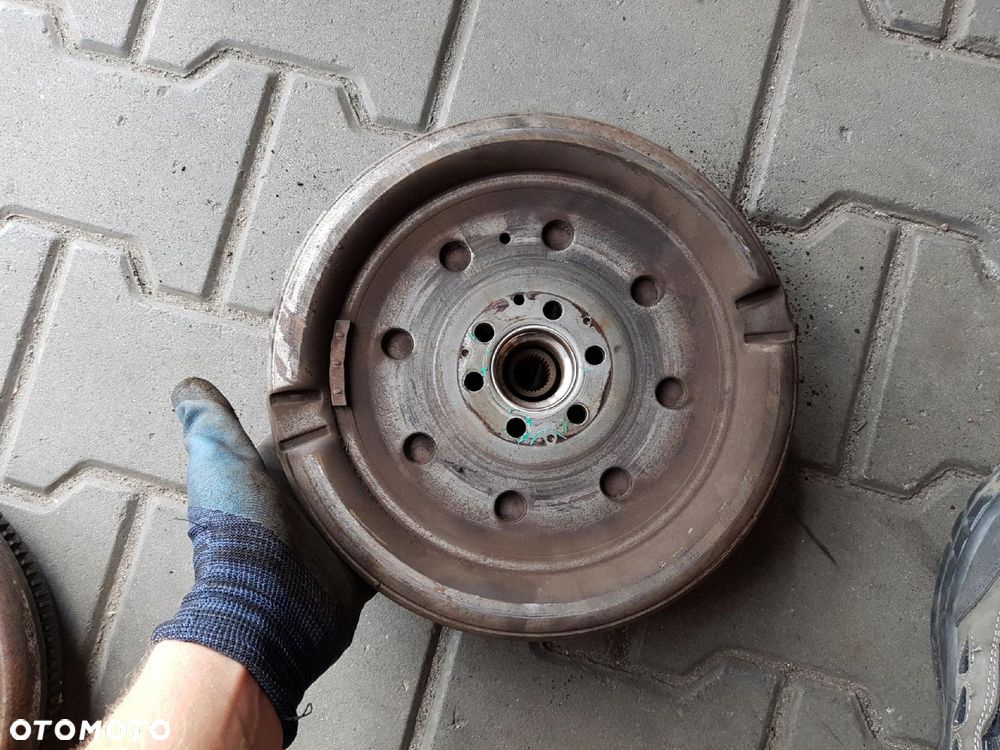 SKODA OCTAVIA II LEON 2 1.9 TDI KOŁO DWUMASOWE - 3