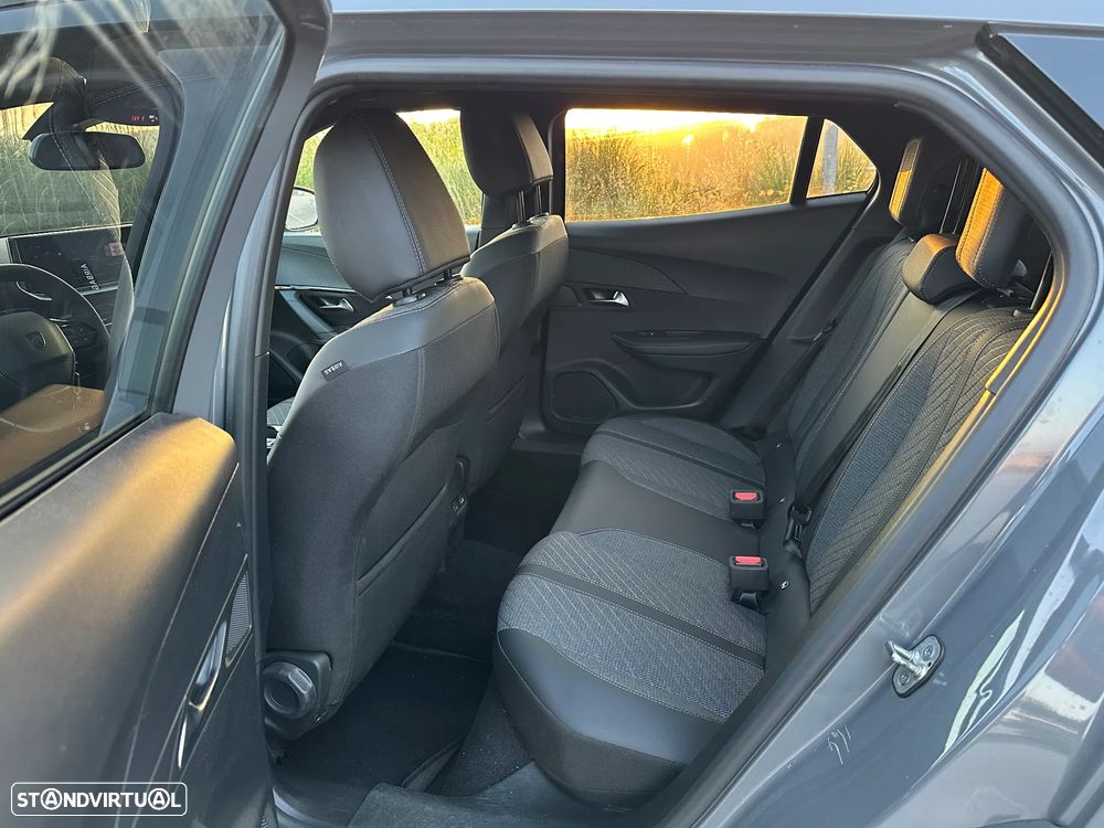 Peugeot 2008 1.2 PureTech Allure Pack - 10