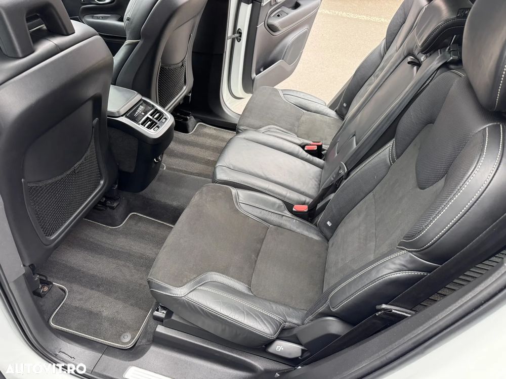 Volvo XC 90 B5 D AWD Geartronic RDesign - 15