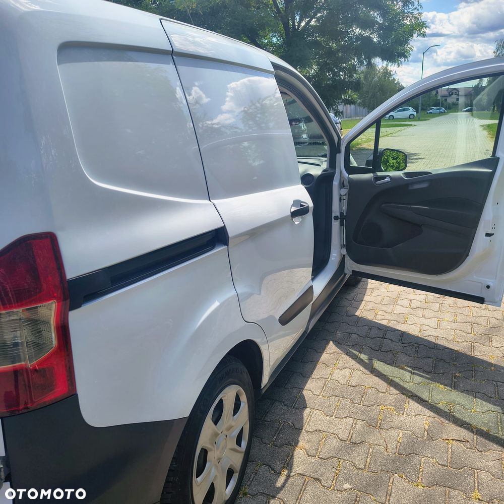 Ford TRANSIT COURIER - 13