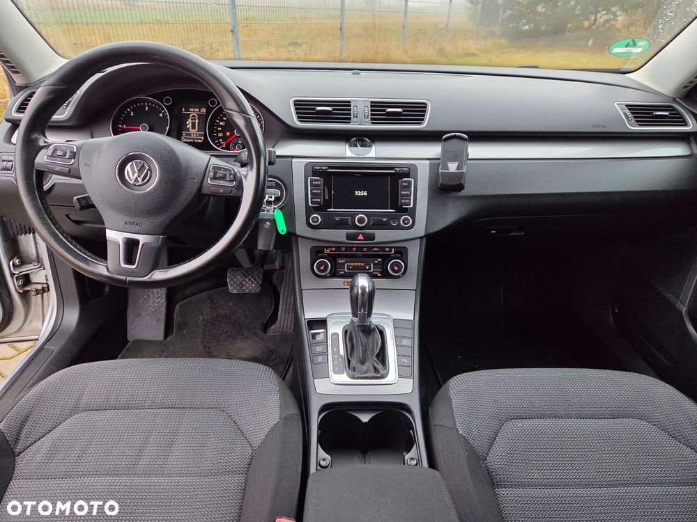 Volkswagen Passat ver-2-0-tdi-trendline-dsg - 5