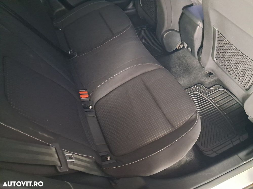 Ford Focus - 19