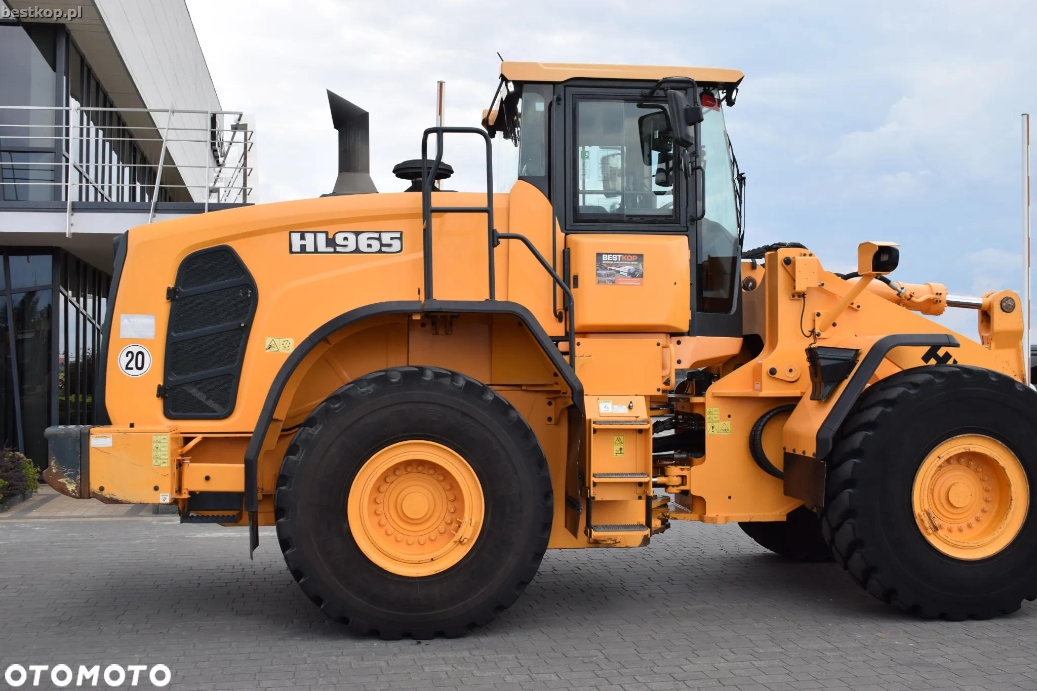 Hyundai HL965 - 3