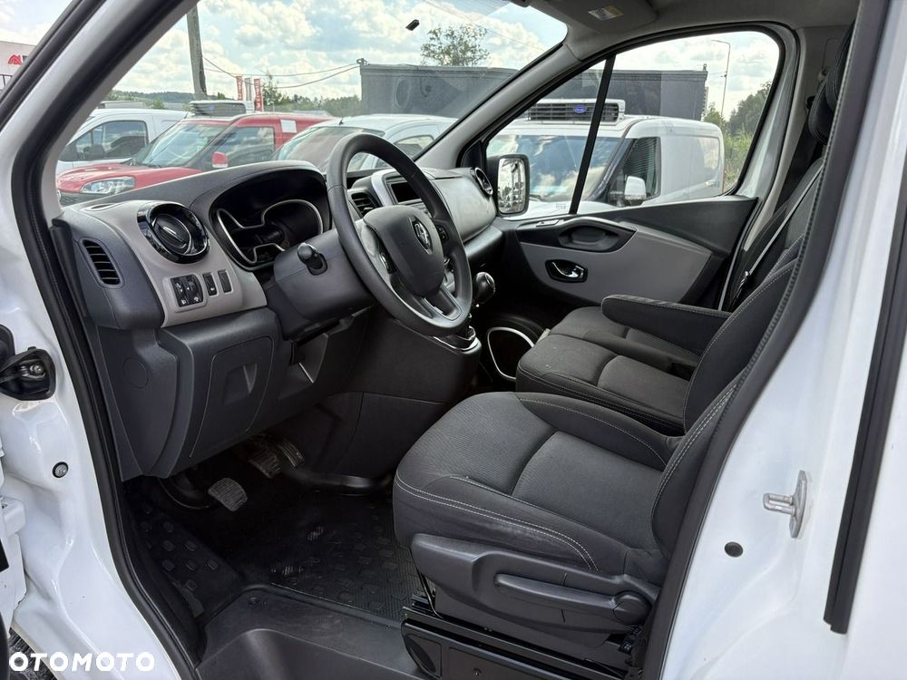 Renault Trafic - 8