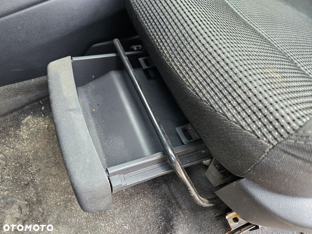 Fotel kierowcy pasażera PEUGEOT 5008 I 2010r Europa - 3