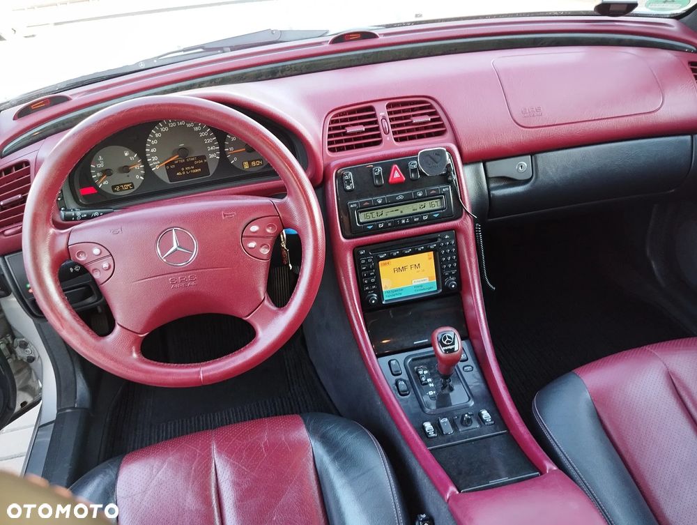 Mercedes-Benz CLK - 17