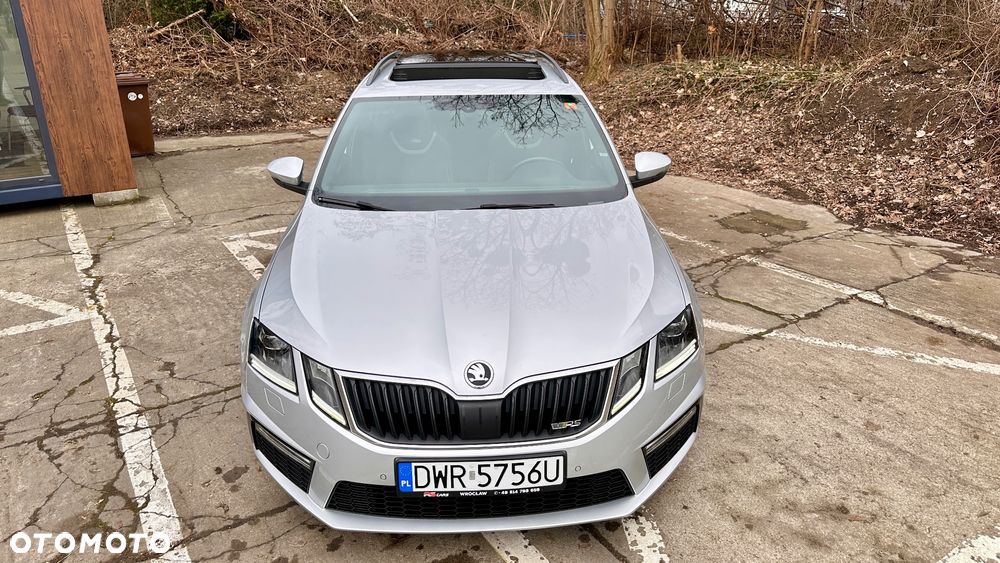 Skoda Octavia 2.0 TDI DSG RS - 2