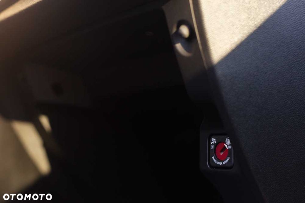 Opel Corsa 1.2 Edition Business Pack S&S - 32