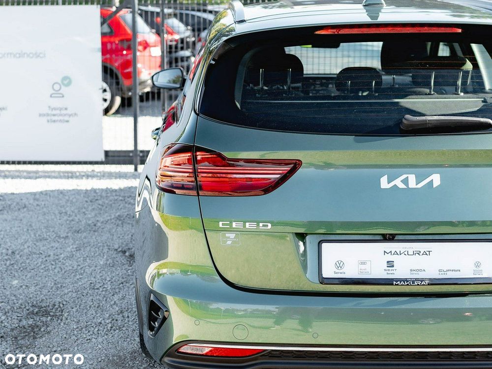 Kia Ceed 1.5 T-GDI M DCT - 11