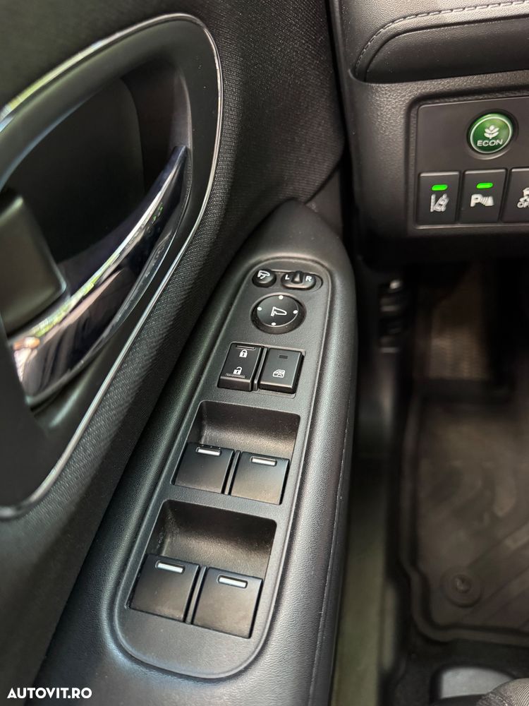 Honda HR-V 1.5 i-VTEC 4x2 CVT Elegance - 10