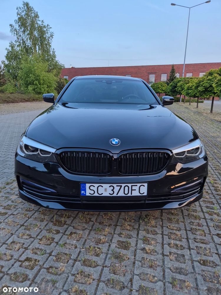 BMW Seria 5 530i xDrive GPF Sport Line sport - 14