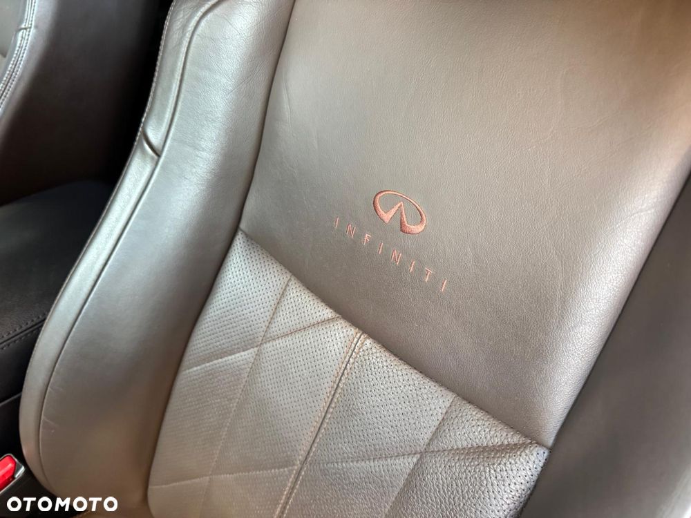 Infiniti FX FX30d S Premium - 29
