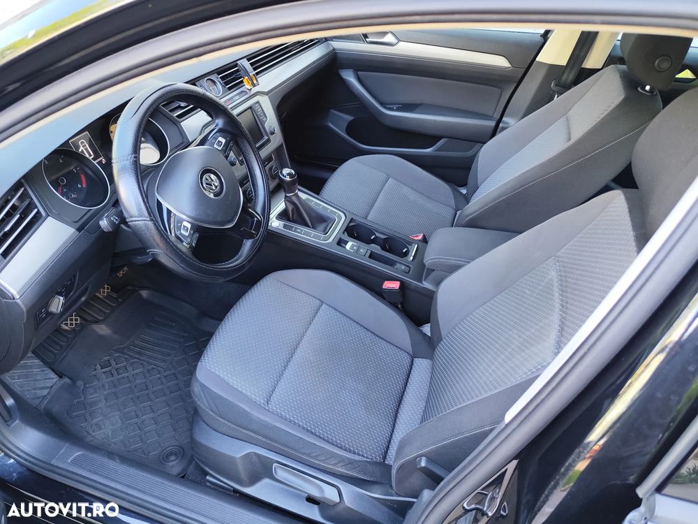 Volkswagen Passat 2.0 TDI Comfortline - 10