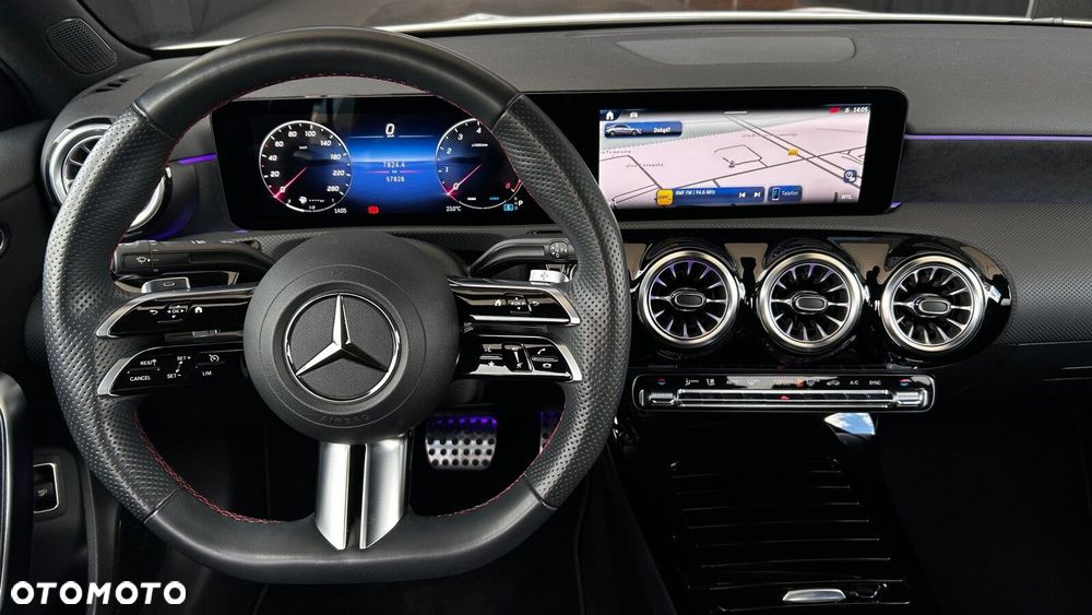 Mercedes-Benz Klasa A 200 AMG Line 7G-DCT - 15